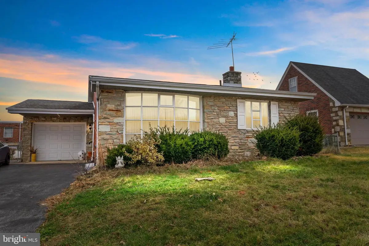 7517-23 Loretto Ave, Philadelphia, PA 19111 - Image #1