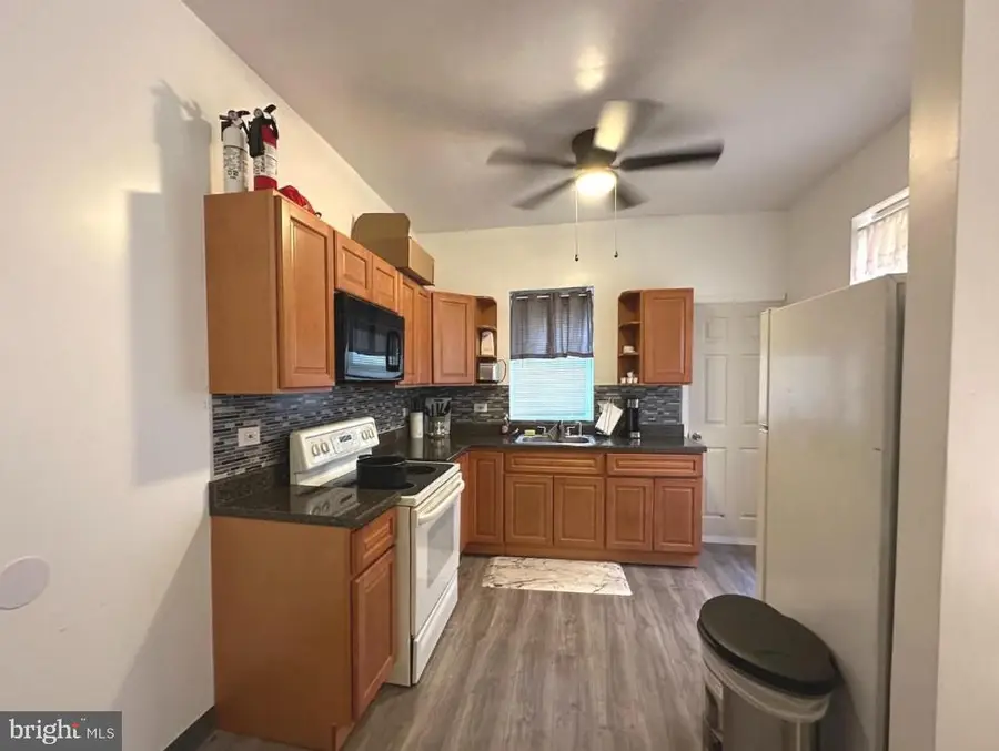 3019 N Marshall St, Philadelphia, PA 19133 - Image #2