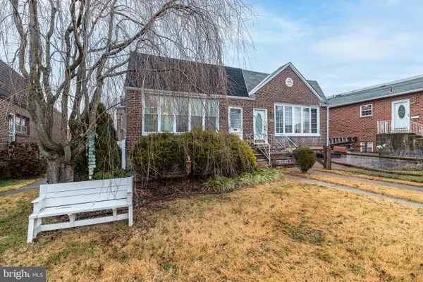 8512 Frontenac St, PHILADELPHIA, PA 19152