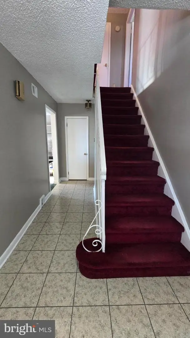 636 Artwood Dr, Philadelphia, PA 19115 - Image #2