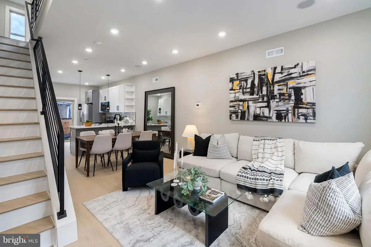 717 Mercy St, Philadelphia, PA 19148 - Image #1