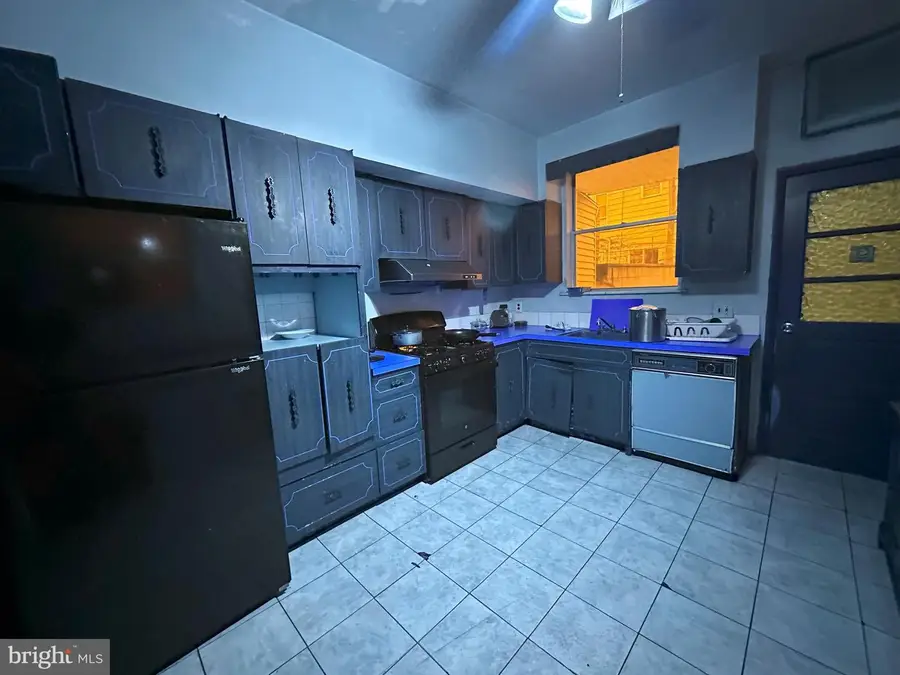 2215 S 9th St, Philadelphia, PA 19148 - Image #3