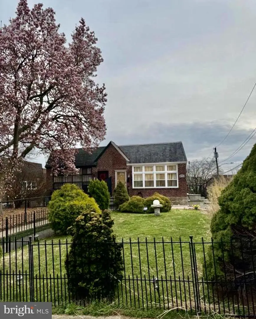 1800 Evarts St, Philadelphia, PA 19152 - Image #2