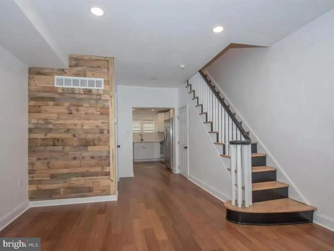 2215 S Mildred St, Philadelphia, PA 19148 - Image #1