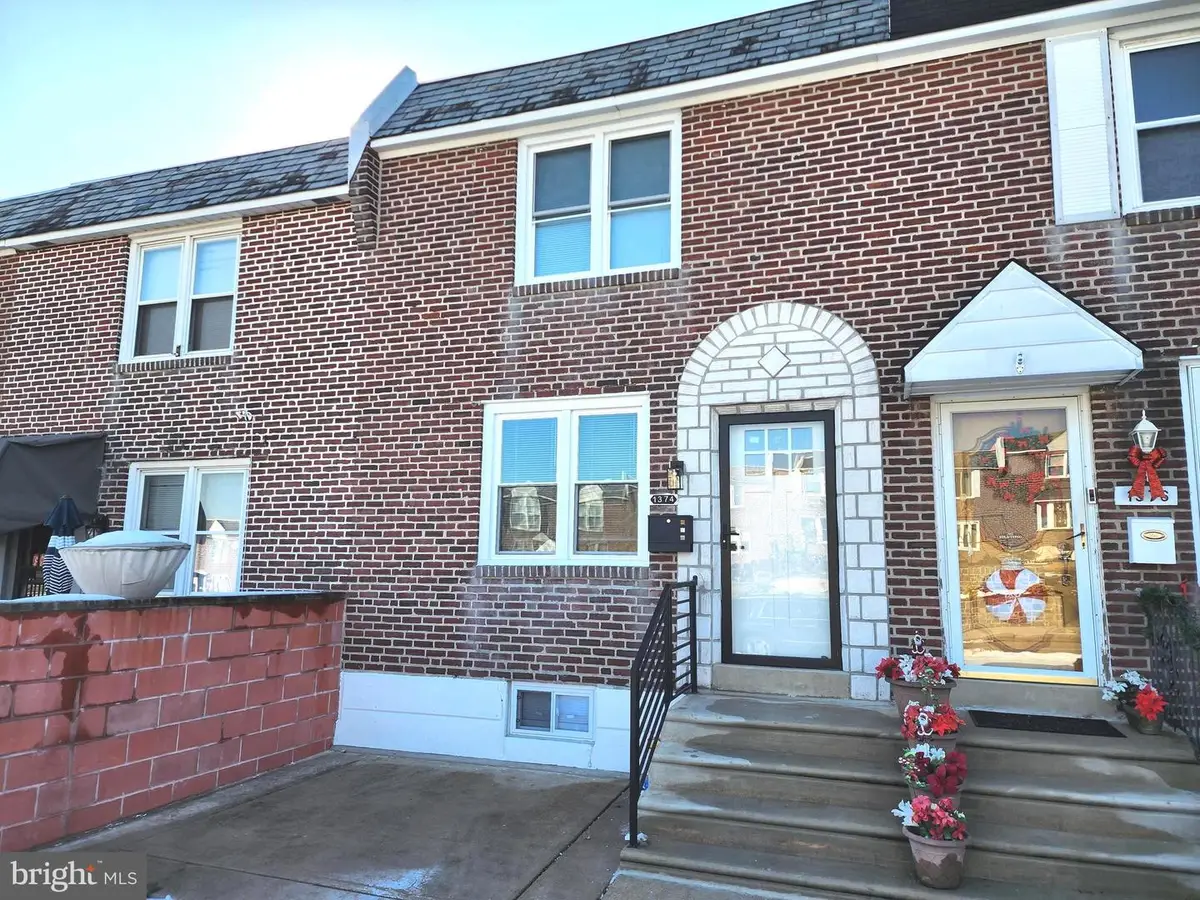 1374 Kimberly Dr, Philadelphia, PA 19151 - Image #1