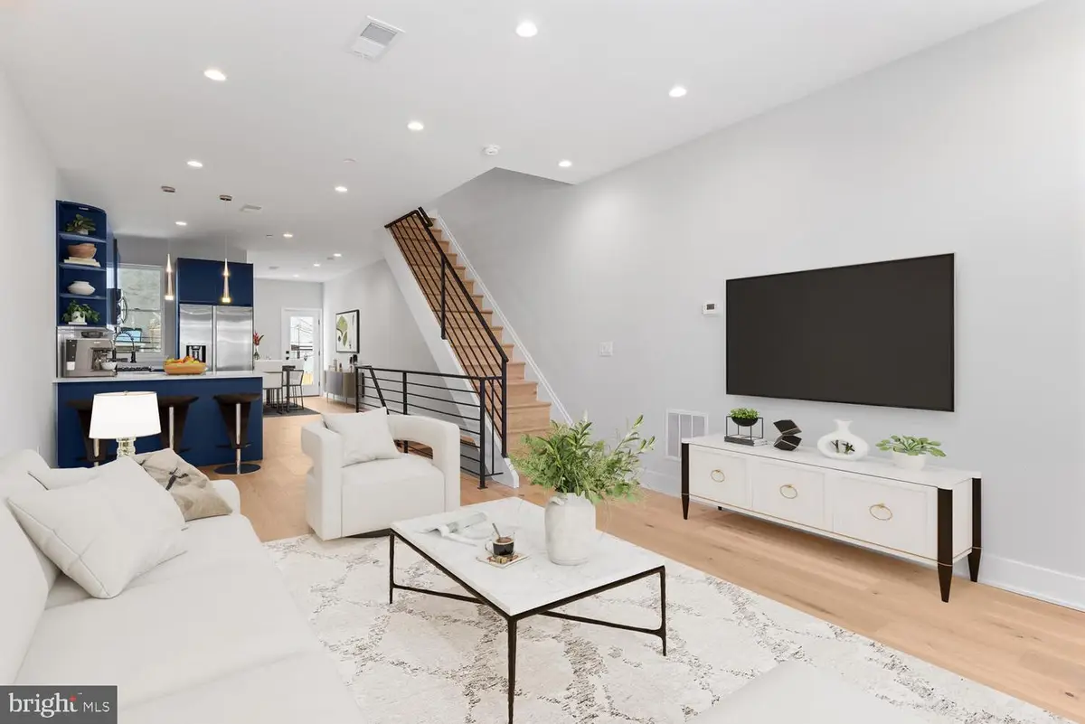 713 S 58th St, Philadelphia, PA 19143 - Image #1