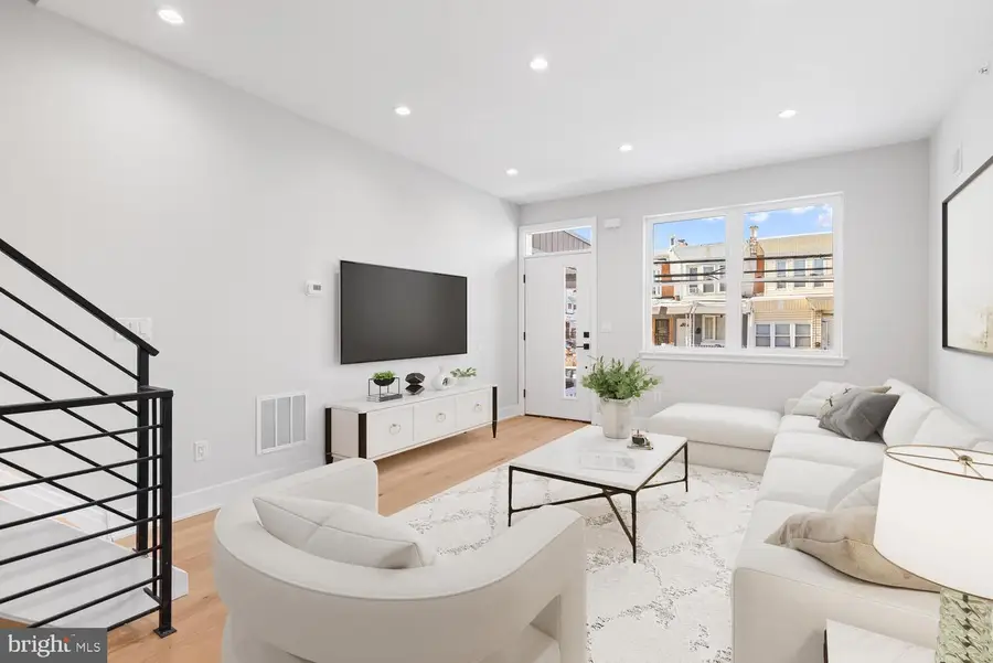 713 S 58th St, Philadelphia, PA 19143 - Image #2