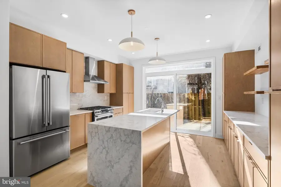 1810 Bainbridge St, Philadelphia, PA 19146 - Image #3