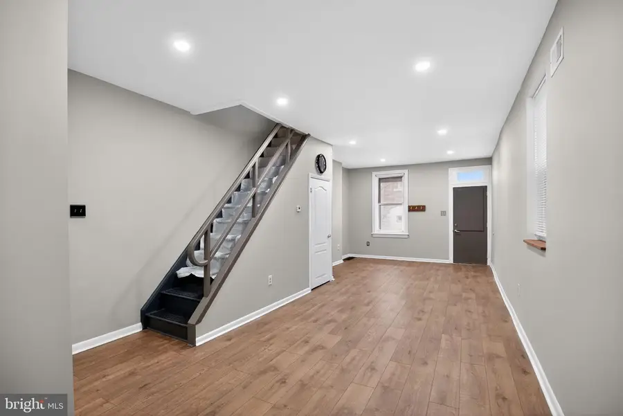 4287 Penn St, Philadelphia, PA 19124 - Image #2