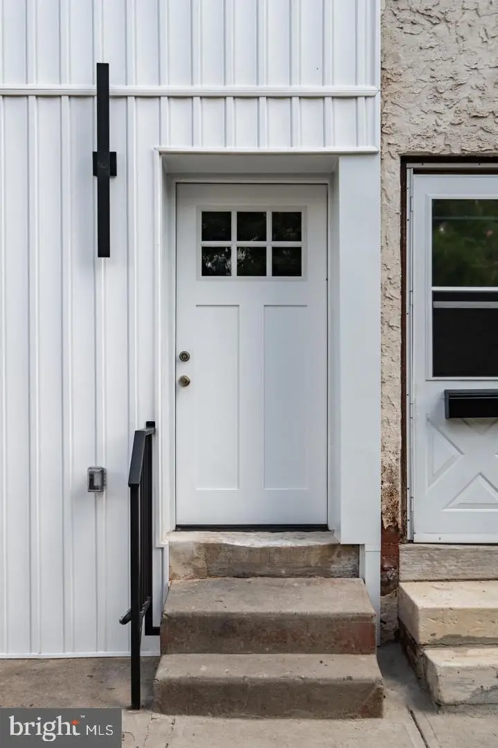 2215 N Mutter St, Philadelphia, PA 19133 - Image #2