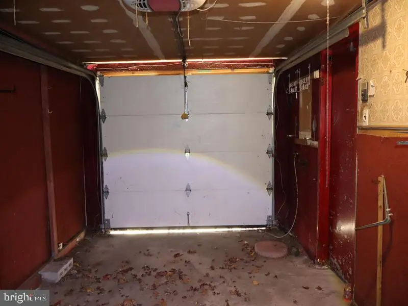 7028 Sheldrake Pl, Philadelphia, PA 19153 - Image #3