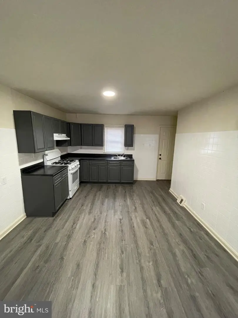 2441 N 5th St, Philadelphia, PA 19133 - Image #2