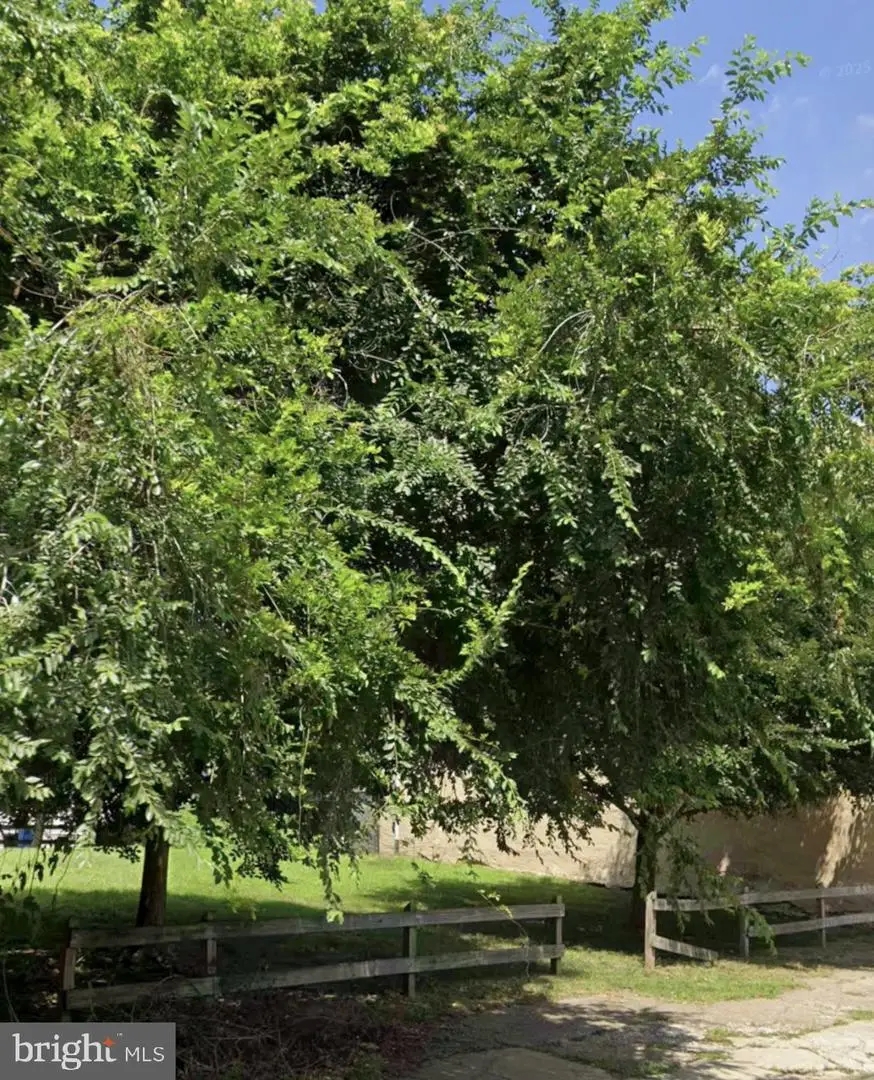 2214 N Lawrence St, Philadelphia, PA 19133 - Image #1