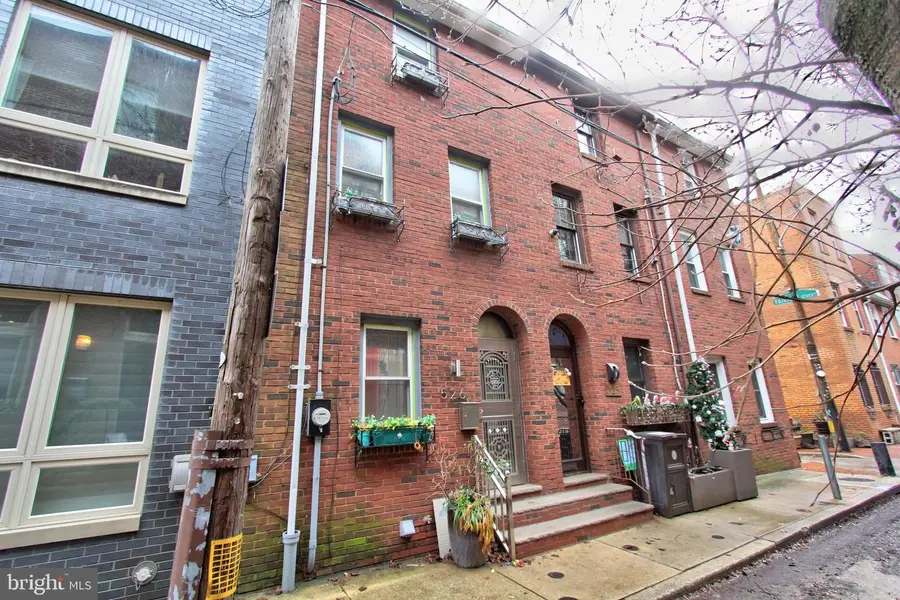 526 Montrose St, Philadelphia, PA 19147 - Image #2