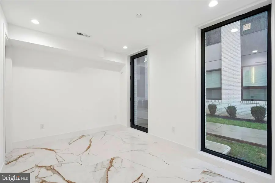 1843 Hartranft St #b102, Philadelphia, PA 19145 - Image #3