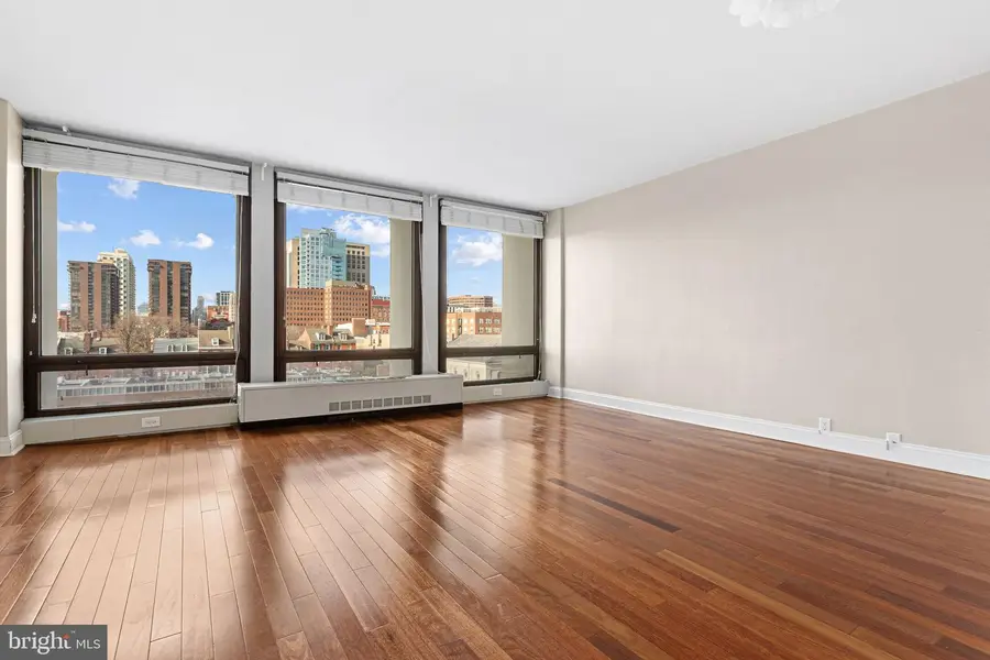 210 Locust St #6fw, Philadelphia, PA 19106 - Image #2