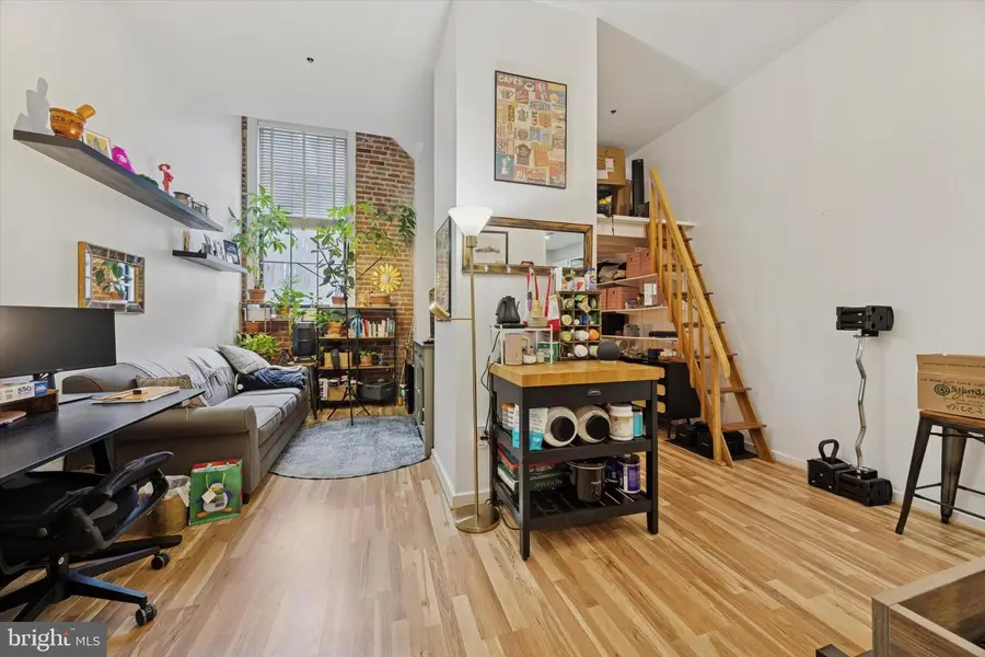 315 New St #111, Philadelphia, PA 19106 - Image #2