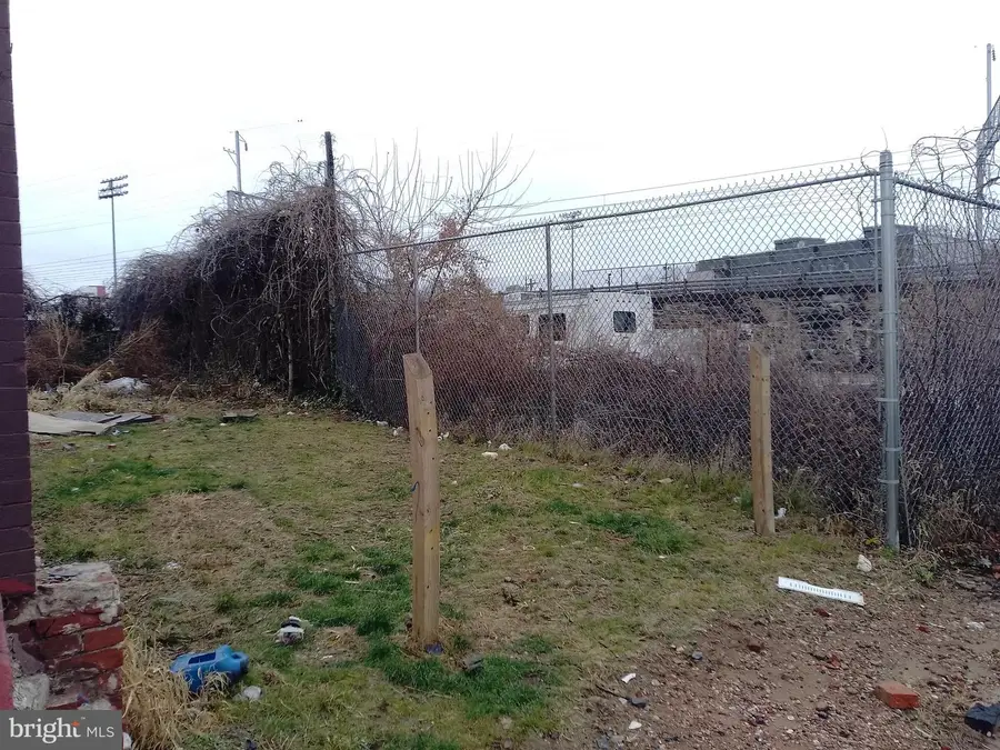 1016 W Colona St, Philadelphia, PA 19133 - Image #2