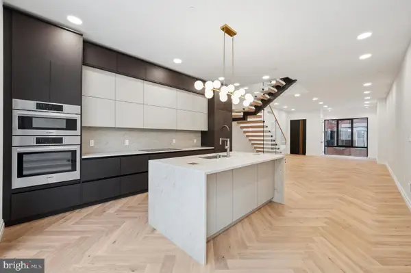 108 N Van Pelt St, PHILADELPHIA, PA 19103