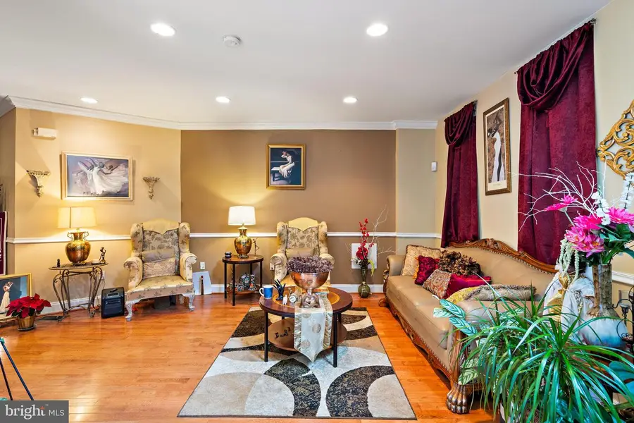 29 W Upsal St, Philadelphia, PA 19119 - Image #3