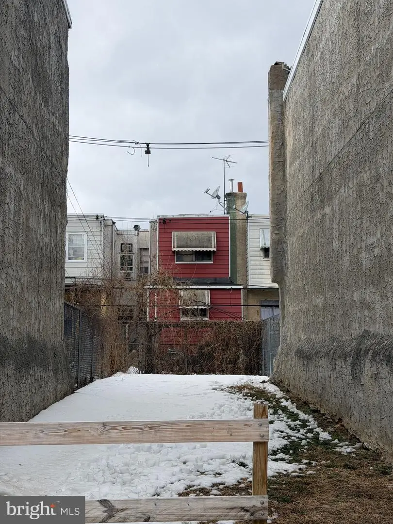 6139 Wheeler St, Philadelphia, PA 19142 - #1