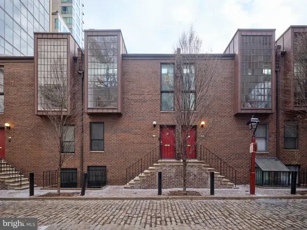 18 Saint James Ct #6, PHILADELPHIA, PA 19106