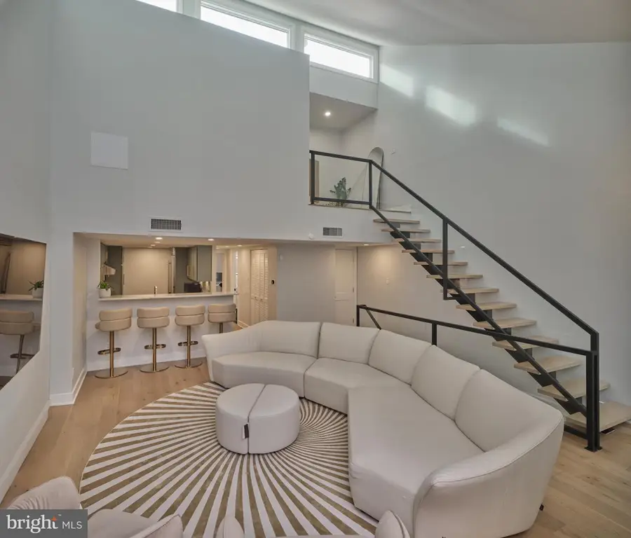 18 Saint James Ct #6, Philadelphia, PA 19106 - Image #3