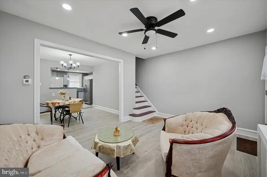 158 Roselyn St, Philadelphia, PA 19120 - Image #3