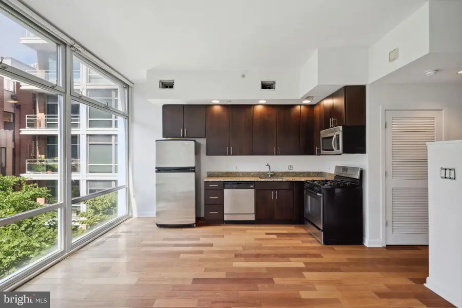 22 S Front St #304, Philadelphia, PA 19106 - Image #3