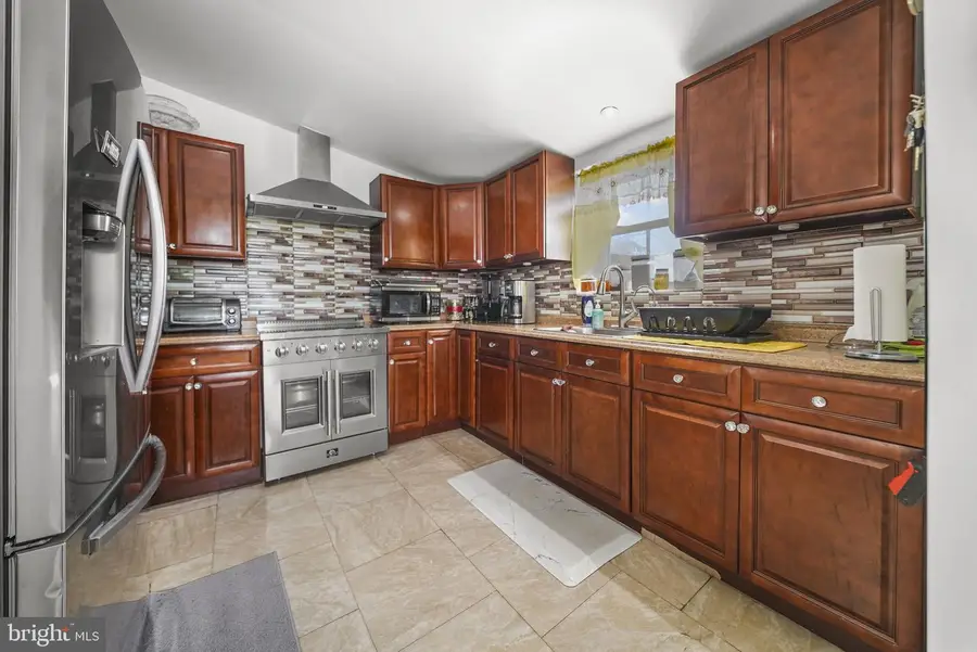 4634 James St, Philadelphia, PA 19137 - Image #2