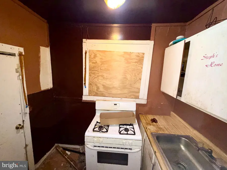 4250 N Darien St, Philadelphia, PA 19140 - Image #3