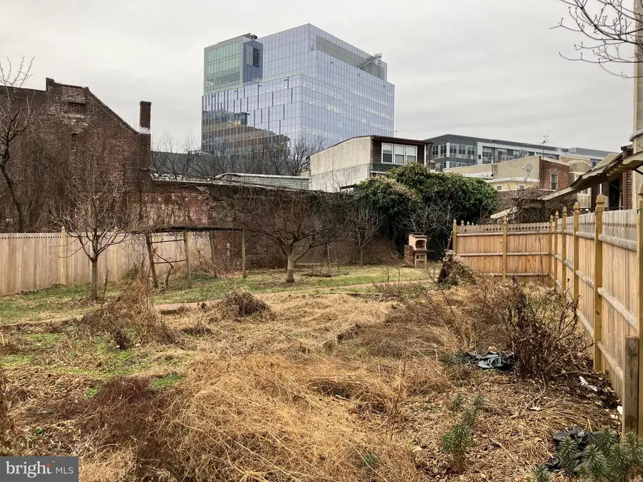 206 N 36th St, Philadelphia, PA 19104 - Image #3