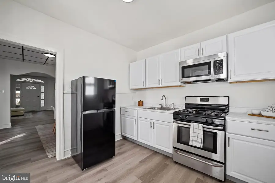 312 E Eleanor St, Philadelphia, PA 19120 - Image #2