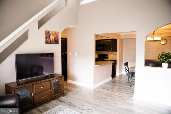 27 Bonnie Gellman Ct #b27, PHILADELPHIA, PA 19114