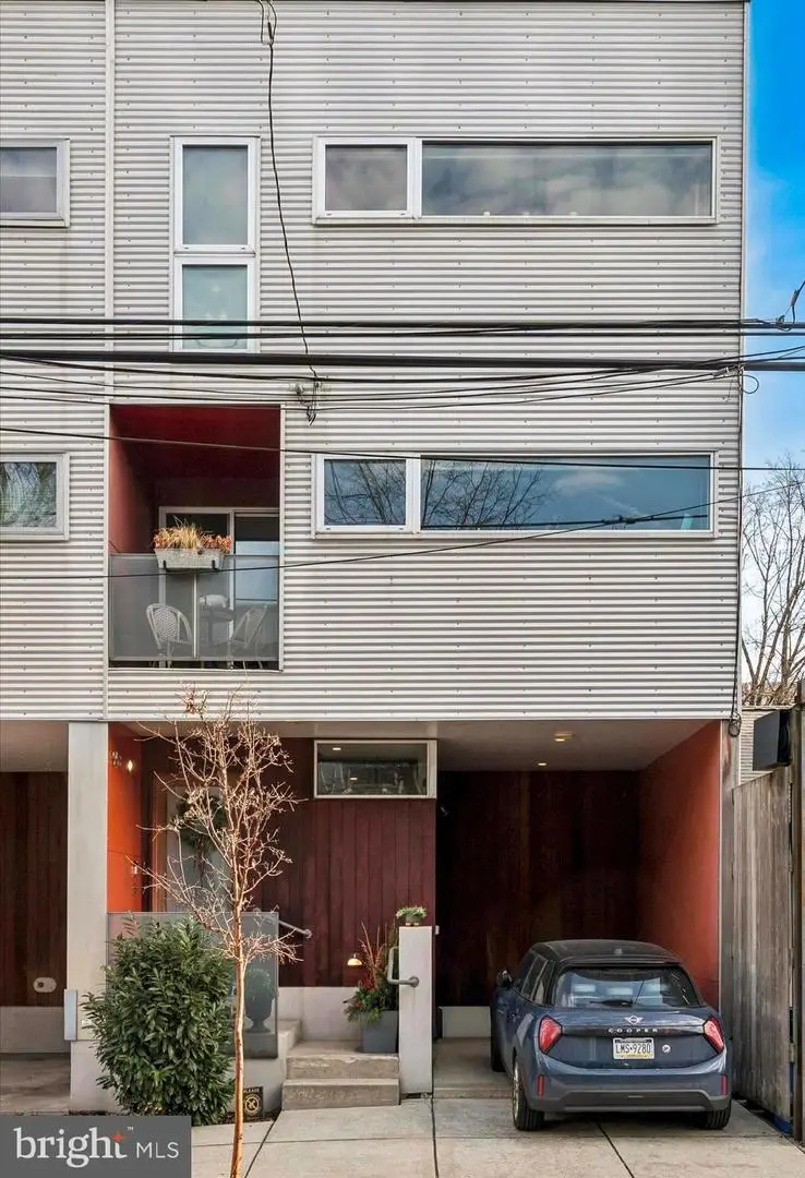 953 N American St, Philadelphia, PA 19123 - Image #2