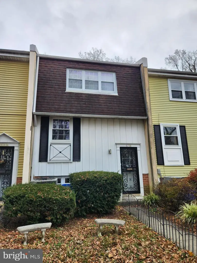 6758 Emlen St #14, Philadelphia, PA 19119 - Image #2