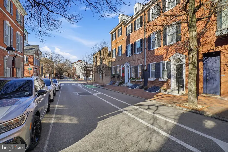 131 Pine St, Philadelphia, PA 19106 - #3