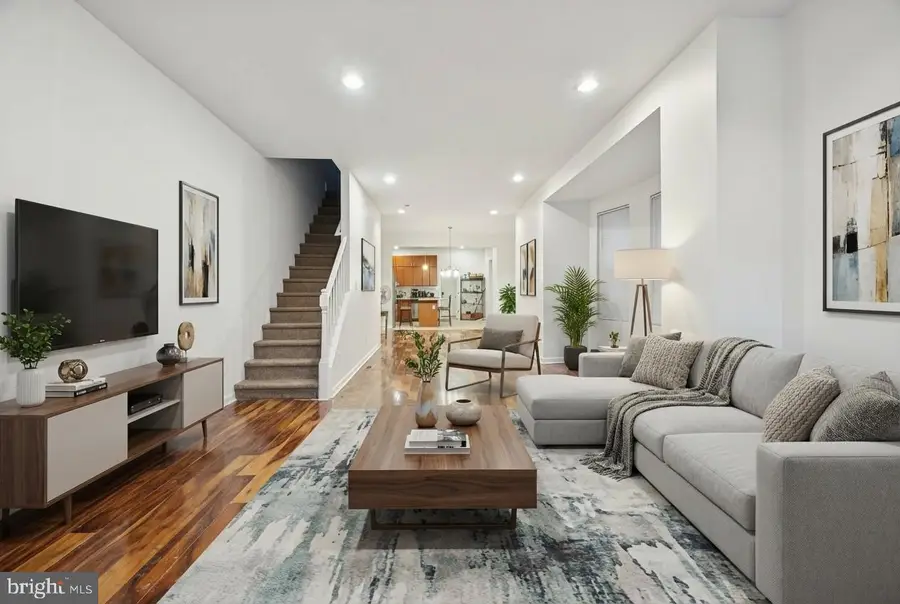 151 W Abbottsford Ave, Philadelphia, PA 19144 - #3