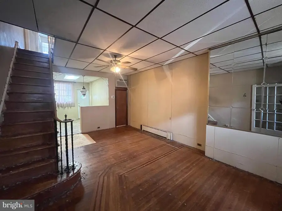 2526 S Juniper St, Philadelphia, PA 19148 - Image #2