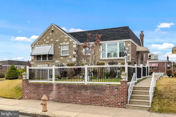 8102 Lister St, PHILADELPHIA, PA 19152