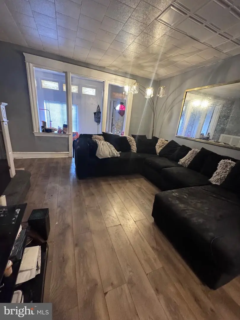 2013 S Bonsall St, Philadelphia, PA 19145 - Image #2