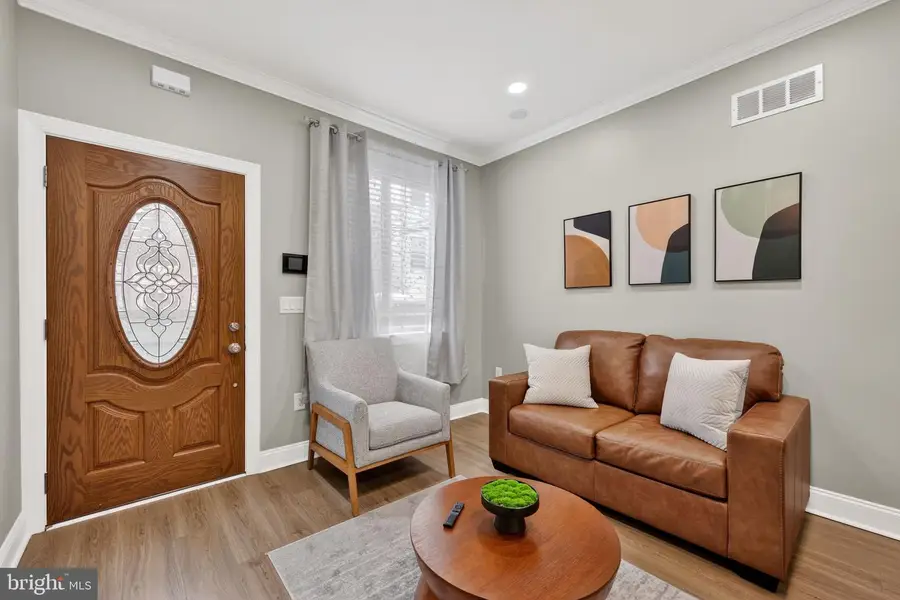 2542 Arcadia St, Philadelphia, PA 19125 - Image #3