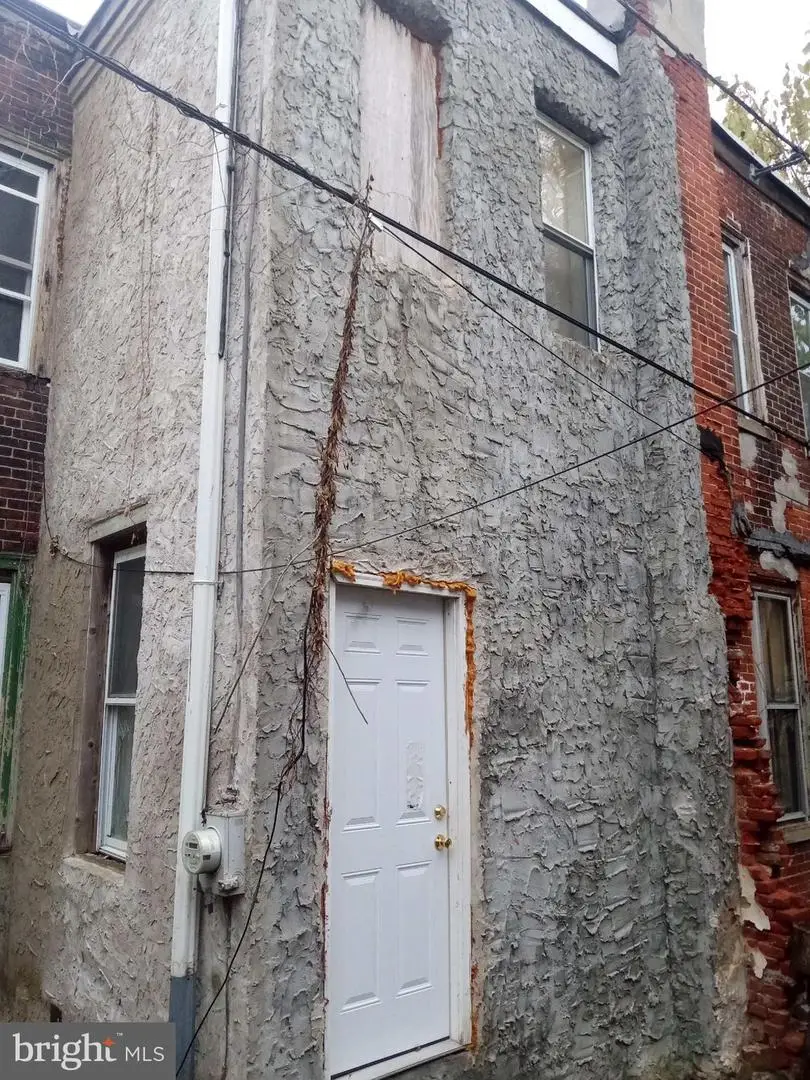 2538 N Myrtlewood St, Philadelphia, PA 19132 - Image #2