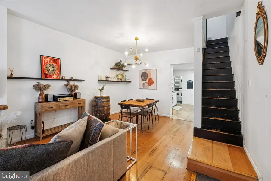 105 W Oxford St, Philadelphia, PA 19122 - Image #2