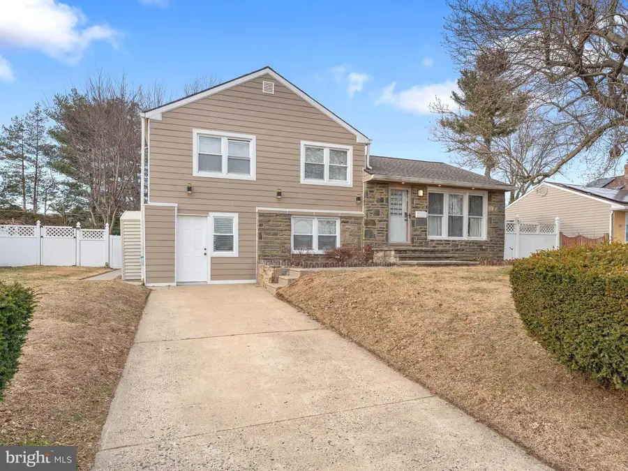 11040 Ferndale St, Philadelphia, PA 19116 - Image #2