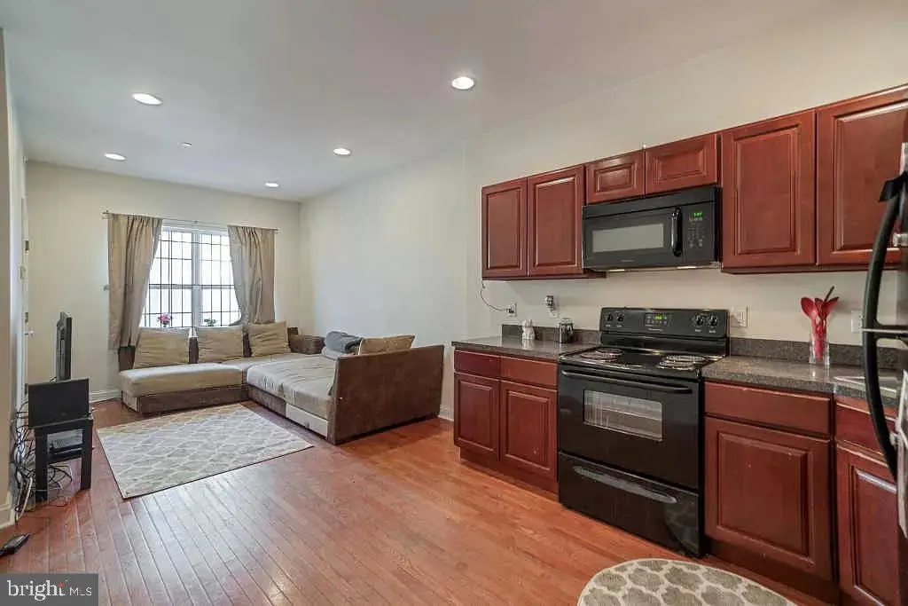 2044 N 18th St, Philadelphia, PA 19121 - Image #1