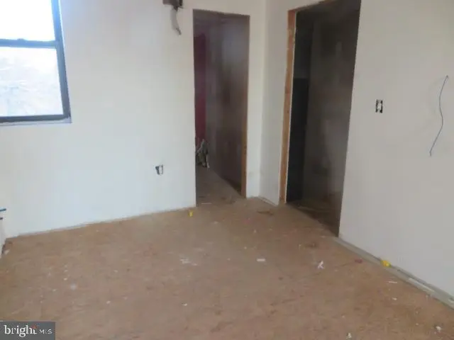 2033 W Diamond St, Philadelphia, PA 19121 - #2