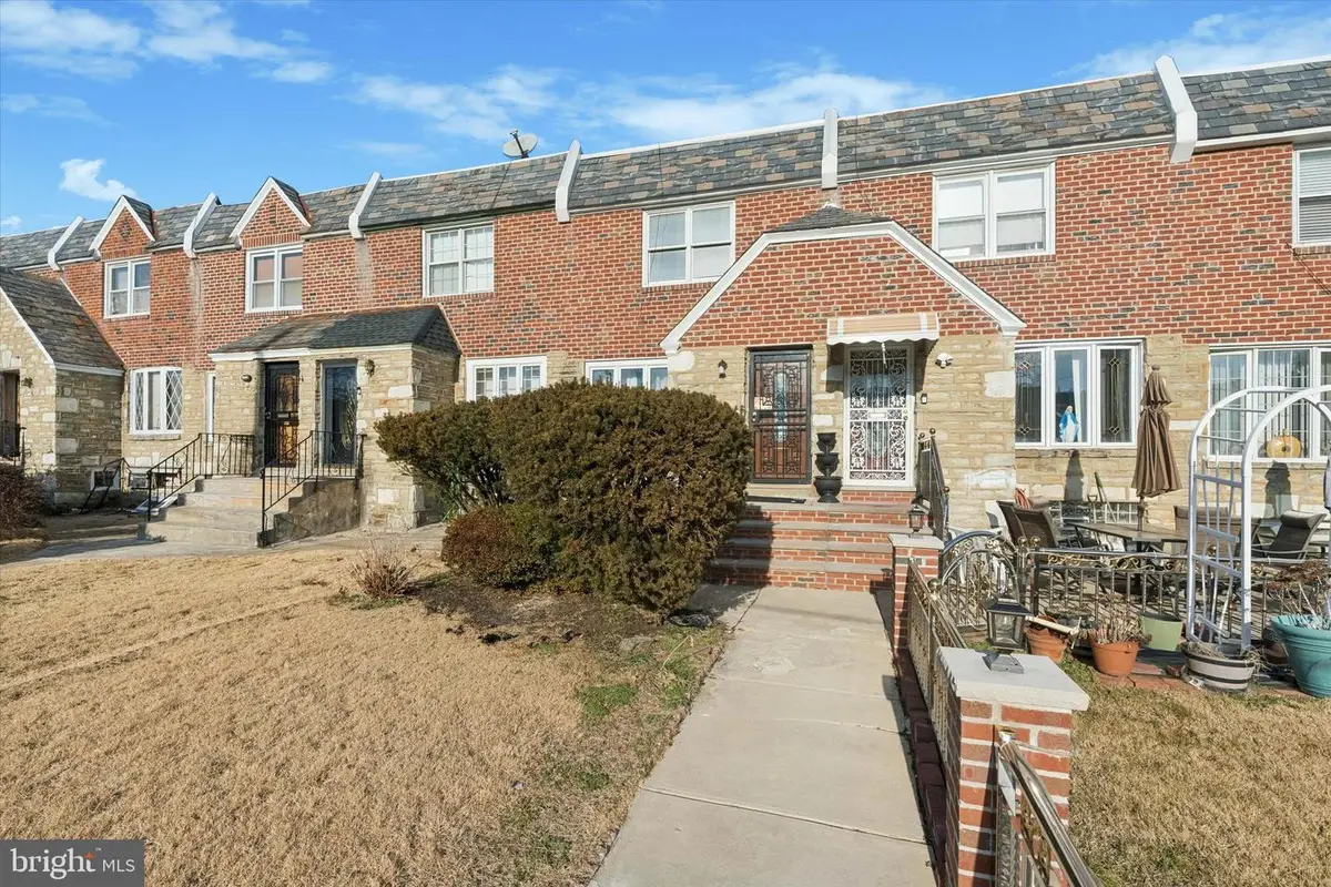 213 E Claremont Rd, Philadelphia, PA 19120 - #1