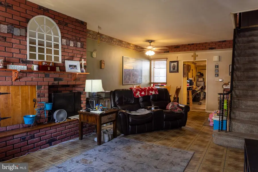 2986 Chatham St, Philadelphia, PA 19134 - Image #2