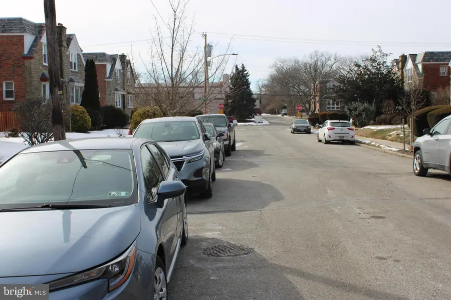 1114 E Barringer St E, Philadelphia, PA 19119 - Image #2